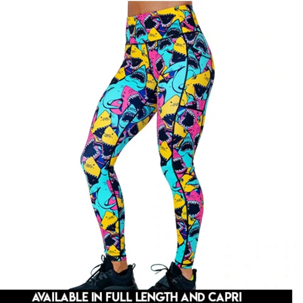 Constantly Varied Gear shark leggings (M)